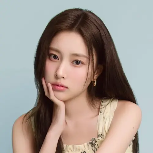 Kang-Hyewon